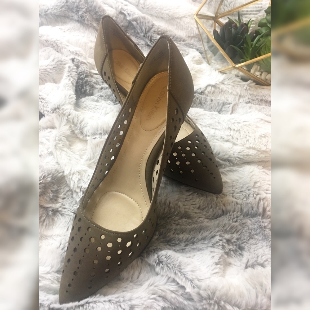 Calvin Klein Heels (size 6)